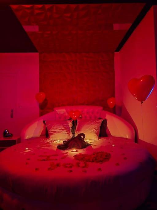 Romantique Jacuzzi Apartment Vieille-Toulouse